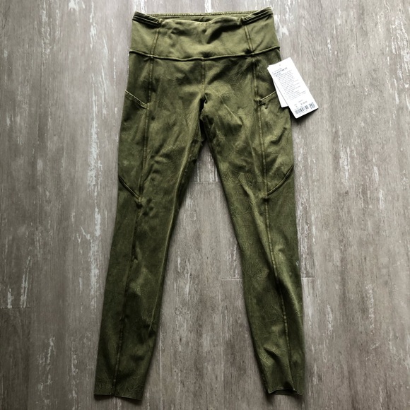 Lululemon Fast and Free Tight II 25" Ice Dye - Picture 9 of 14